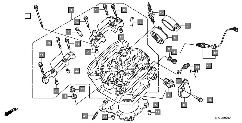 E-2 CYLINDER HEAD
